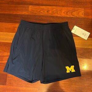 MEN UNIVERSITY OF MICHIGAN LULU SHORTS